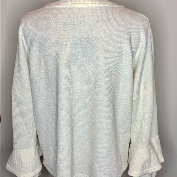 3/$25 All:row blouse - Picture 4 of 6